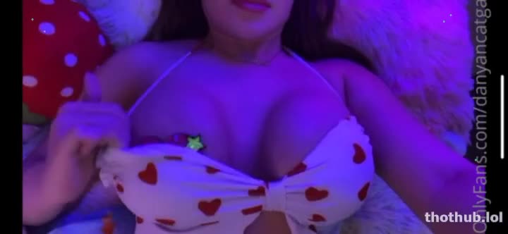 DanyanCat Shower Big Tits Hot 0nlyfans Video Leakd!!!