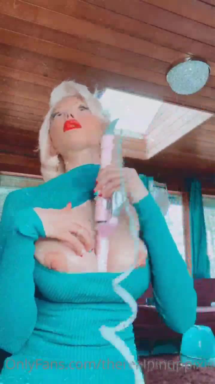 Pinuppixie!!! Hot big tits on bedroom – New videp update
