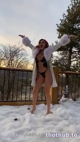 BellaThorne snow white…