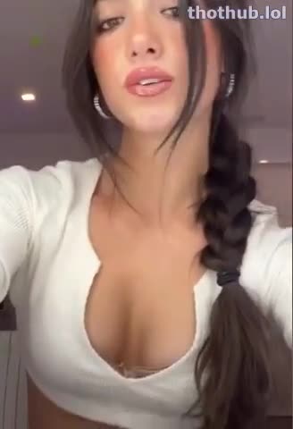 Chali Damelio – Sexy in bedroom…