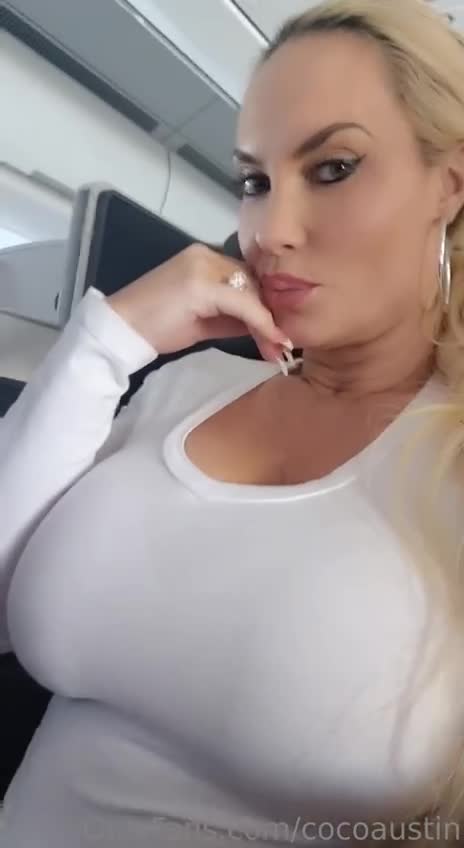 Coco Austin nude big tits so hot…