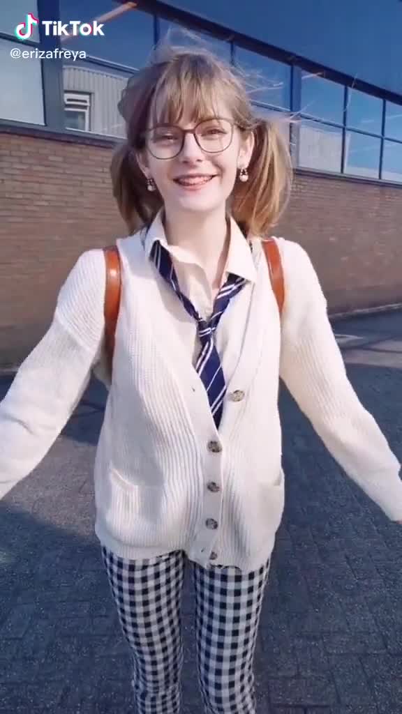 Ella Freya new vid-update…