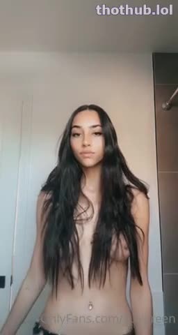 Izzy Green!! Nude show in bedroom…