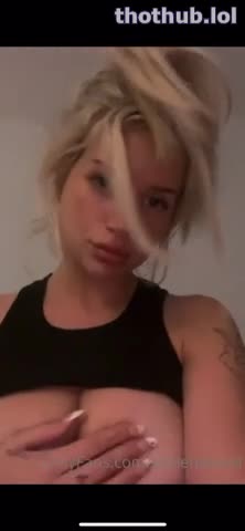 Lottie Moss masturbation so lewd…