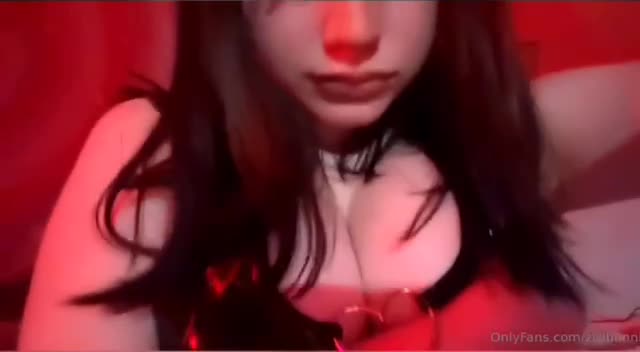 Luvly Ziah – New naked video onlyf leak…