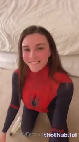 Sunny Ray – Slutty spider G blowjob
