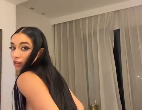 Maria Becerra sexy dance video porn