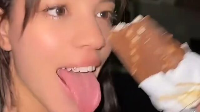 Sofia Reyna licking cream sexy video