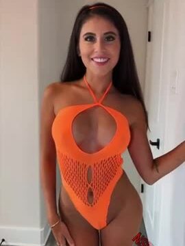 Violet Summer masturbation so lewd