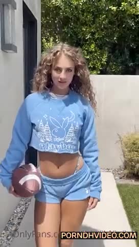 Claire Stone!!! Nude show in the pool