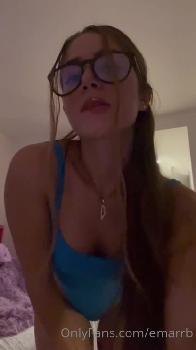 Emarrbb!!! Sexy with erotic body