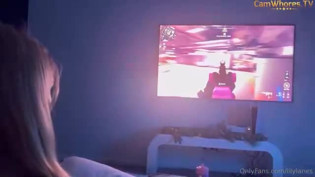 Layla Roo new sex.tape with boyfriend!! BJ professional so lewd