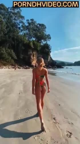 Sofia Surfers nude show booty sexy at the beach