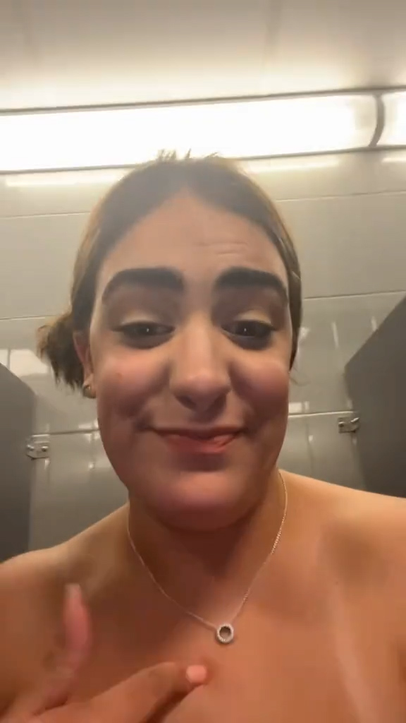 Veronica Correia – Sexy with erotic body