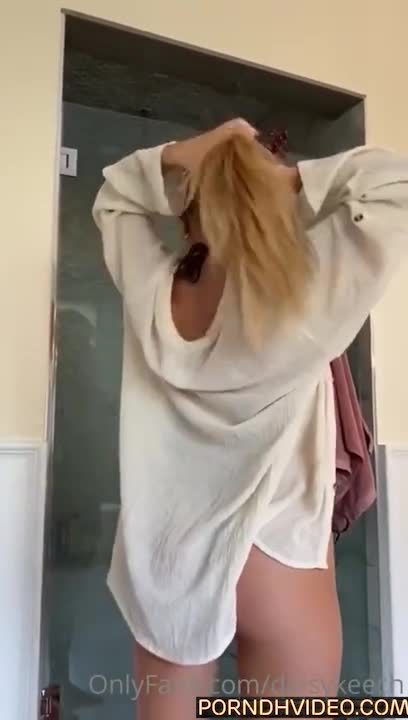 Daisy Keech naked show erotic body!!! So hot