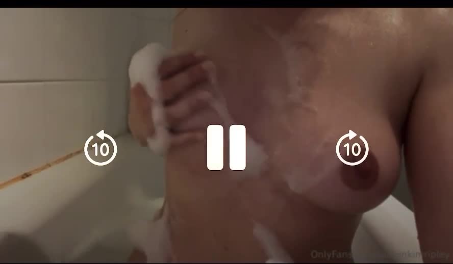 Lauren Kimripley – Nude shower in bath!!! New Onlyfans video leaked