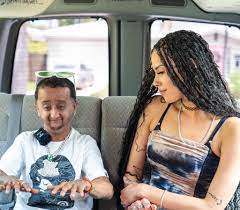 The fan van/Baby Allien/Aria Electra – New Video Sextape Onlyfans Leaked!!!