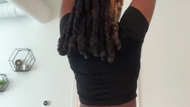 Kaliii/Kali wit 3 i’s twerking big ass so hot!!! Viral video leaked…