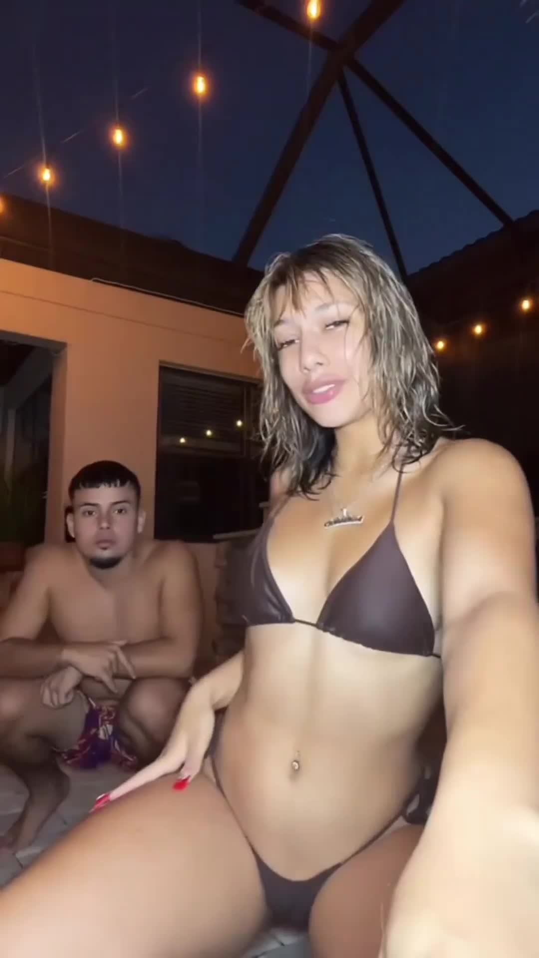 Justpeacchyyy/Amariah Morales – Sexy with erotic body!!! New Onlyfans video leaked