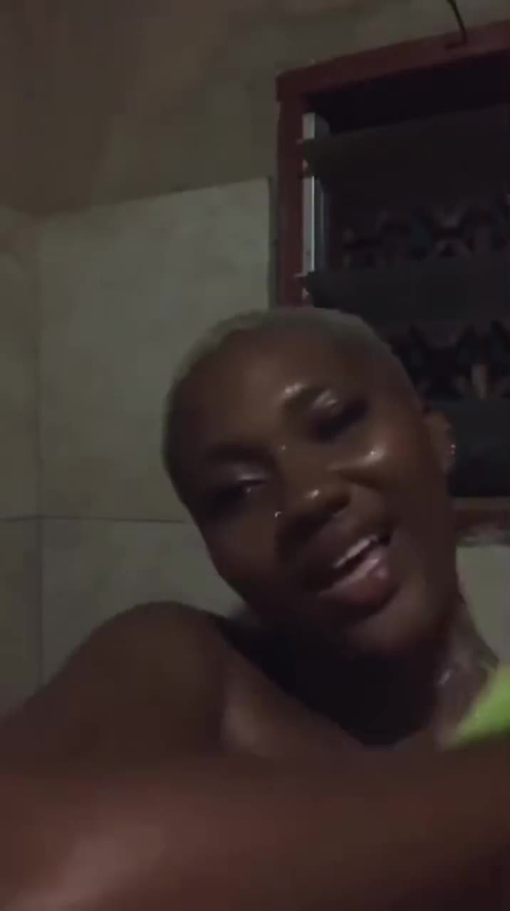 Abena Korkor new trending video leaked!!! Nude shower in bath…