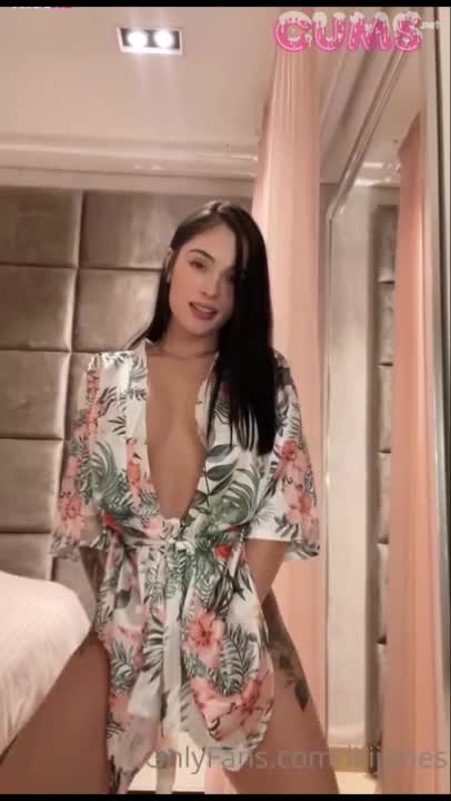 Angela Alvarez Onlyfans leaked – Masturbation on bed so hot!!!